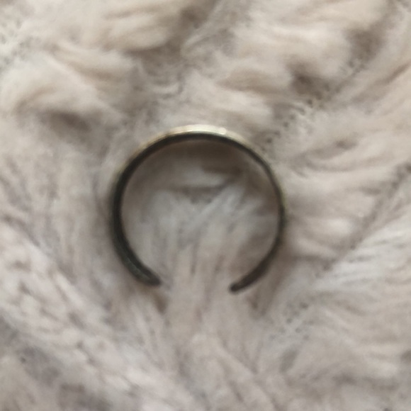 Toe ring, silver & black, adjustable - Picture 4 of 12